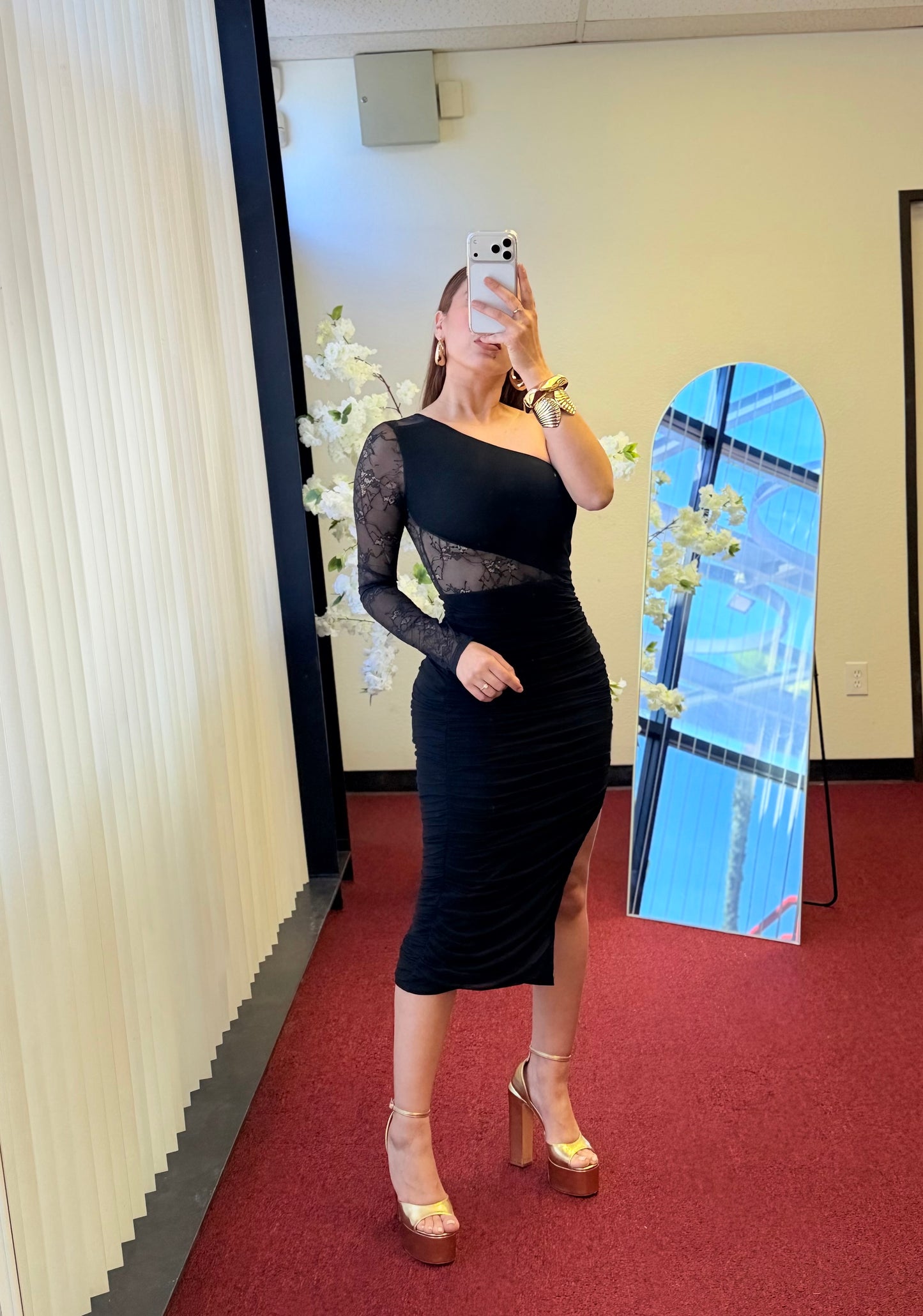 Black Sirenn Lace Dress