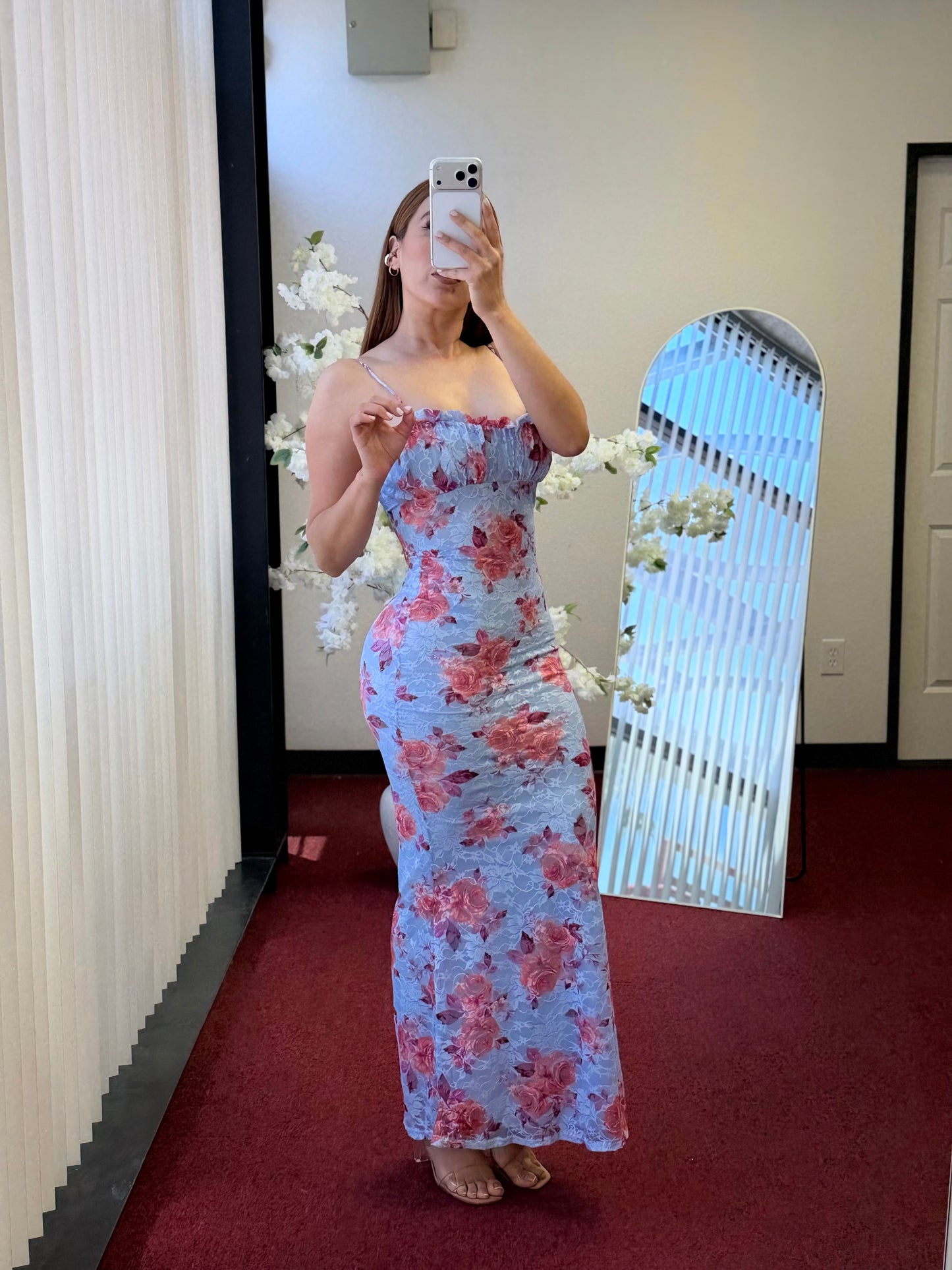 Amelia Floral Lace Maxi Dress