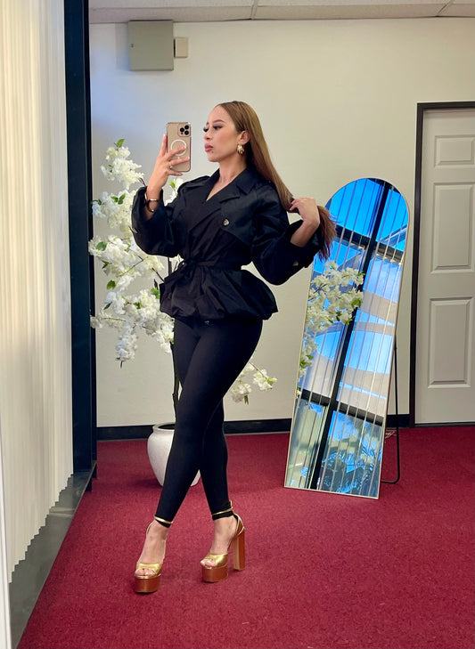 Princess Cropped Blazer